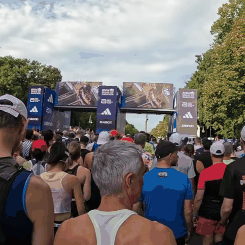 Startbereich beim Berlin-Marathon